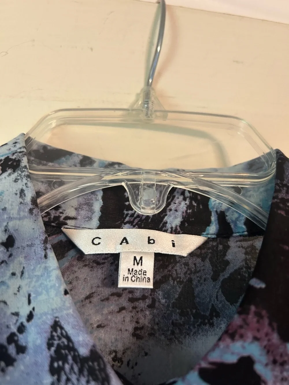 🦉3for$10 Moving🚚Sale Cabi blue black print blouse